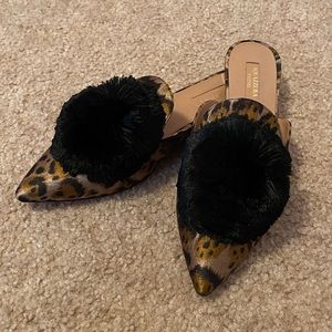 Aquazzura leopard print Pom Pom puff slides 38